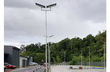 Progetto di lampione solare per parcheggio in Brunei