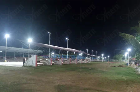 Progetto di illuminazione solare del parco delle persone del perù