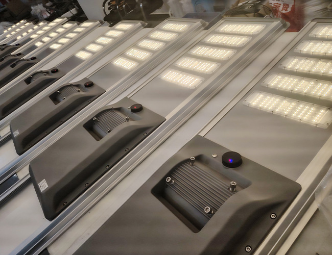 Telecomando-solare-Led-luce-con-microonde-sensore di movimento