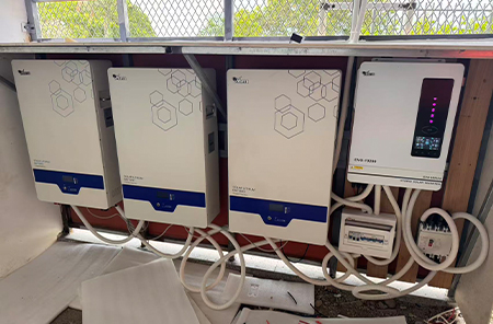 7 set di sistemi di energia solare da 10,2kw nelle isole salomone