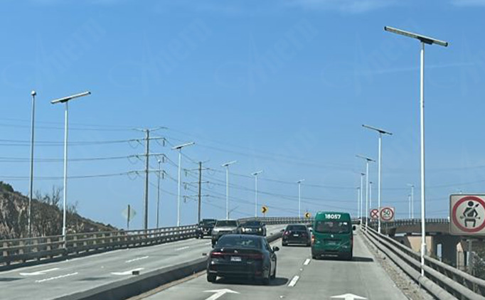 Progetto di installazione di lampioni solari All-In-One del messico